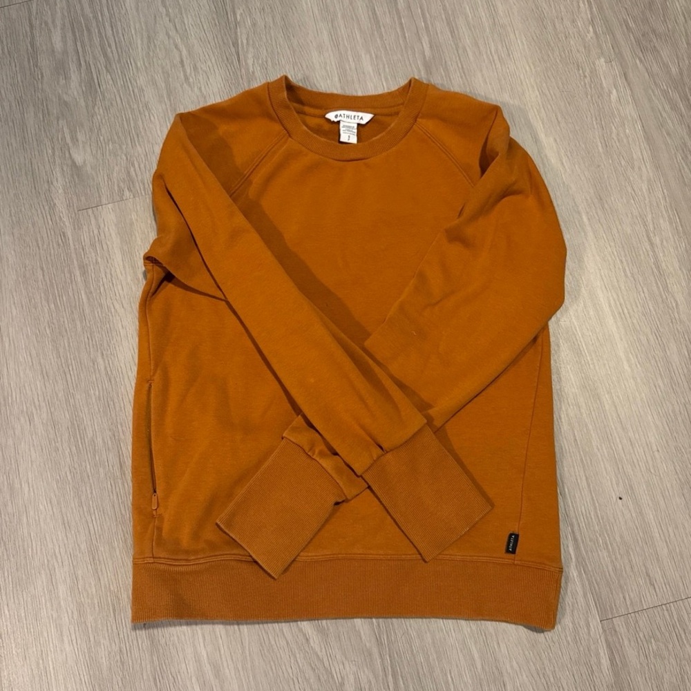 Athleta crew neck sweatshirt
